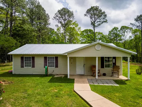1354 Beaumont-brooklyn Rd, Beaumont, MS 39423