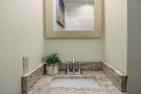 Bath - 12 Southdown Rd, Sumrall, MS 39482 photo 4 of 5