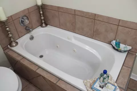 Bath - 12 Southdown Rd, Sumrall, MS 39482 photo 3 of 5