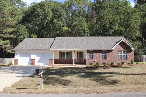 12 Southdown Rd, Sumrall, MS 39482