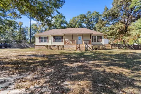 115 Rolling Woods Rd, Lucedale, MS 39452