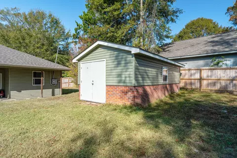 Exterior - 313 Vine St, Wiggins, MS 39577 photo 12 of 13
