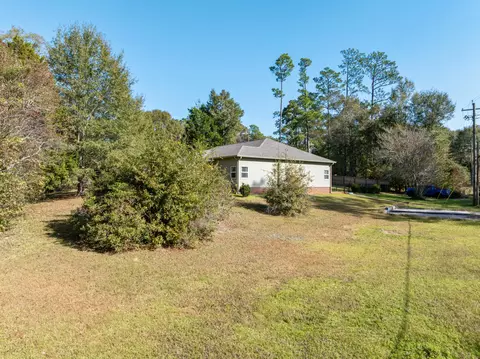 Exterior - 313 Vine St, Wiggins, MS 39577 photo 11 of 13