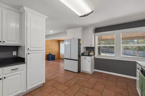 Entry Way - 313 Vine St, Wiggins, MS 39577 photo 1 of 3