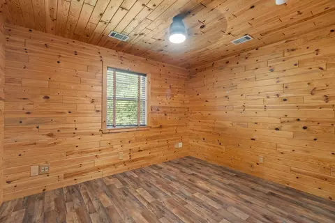Bedroom - 313 Vine St, Wiggins, MS 39577 photo 4 of 5