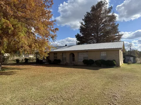 67 Tom Lewis Rd, Tylertown, MS 39667