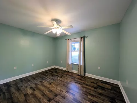 Bedroom - 14 Brown Ln, Petal, MS 39465 photo 3 of 3