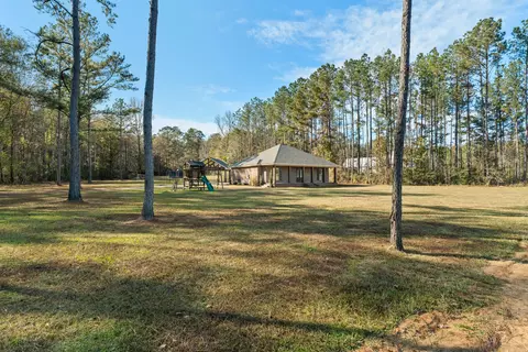 125 Canty Rayborn Rd, Sumrall, MS 39482 photo 3