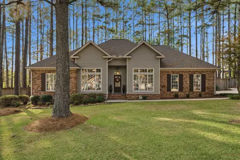 55 Cornerstone Rd, Hattiesburg, MS 39402