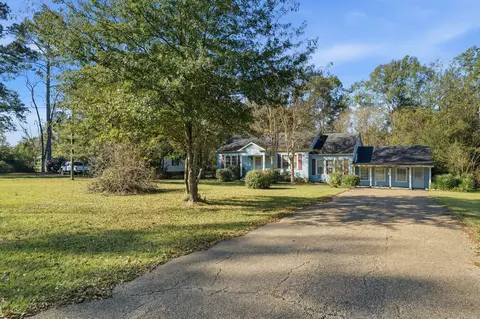 1413 N Jackson St, Brookhaven, MS 39601 photo 2