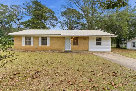 1122 Lemoyne Blvd, Prentiss, MS 39474
