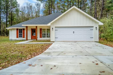 27 Maple Rd, Petal, MS 39465
