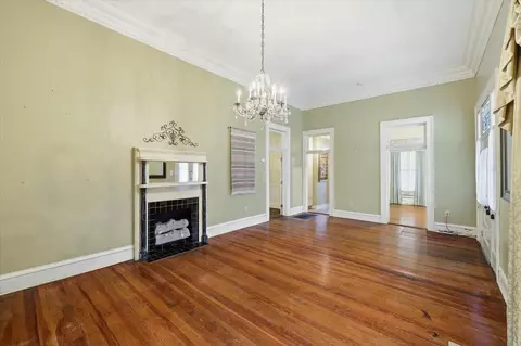 Living - 501 SW 2nd Ave, Magee, MS 39111 photo 2 of 4