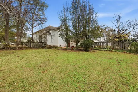 Exterior - 501 SW 2nd Ave, Magee, MS 39111 photo 9 of 13