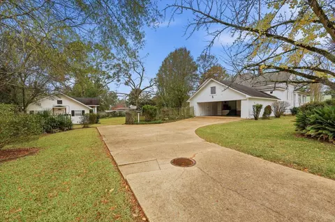 Exterior - 501 SW 2nd Ave, Magee, MS 39111 photo 7 of 13