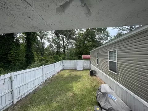 208 208b Cedar St, Mize, MS 39116 photo 4