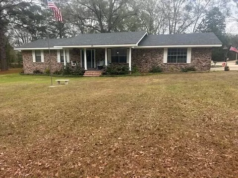 Exterior - 35 Theos Dr, Laurel, MS 39443 photo 4 of 6