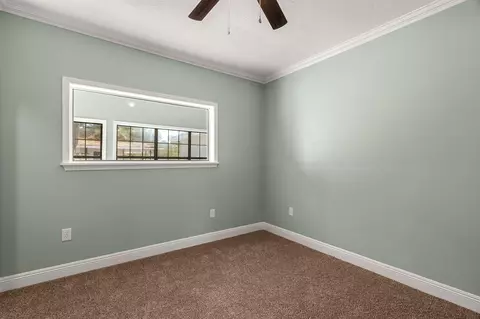 Bedroom - 21 Sunset Hills Rd, Laurel, MS 39443 photo 4 of 4