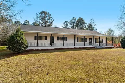 Exterior - 21 Sunset Hills Rd, Laurel, MS 39443 photo 4 of 8