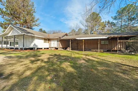 Exterior - 21 Sunset Hills Rd, Laurel, MS 39443 photo 7 of 8