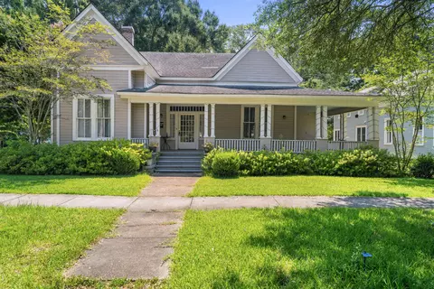508 Walnut St, Hattiesburg, MS 39401