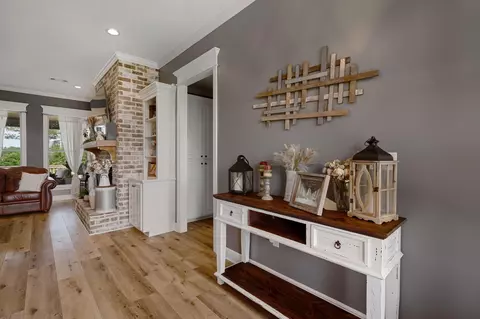 Entry Way - 446 Newman Camp Rd, Sumrall, MS 39482 photo 2 of 5