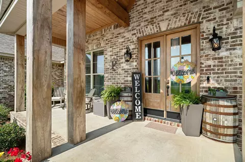 Exterior - 446 Newman Camp Rd, Sumrall, MS 39482 photo 6 of 11