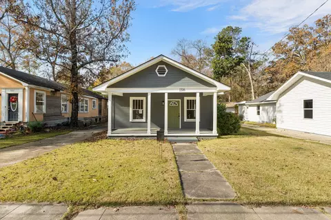 1316 N 5th Ave, Laurel, MS 39440