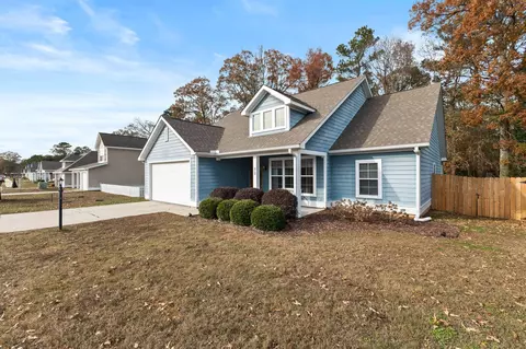 313 Mt Pleasant Dr, Hattiesburg, MS 39402