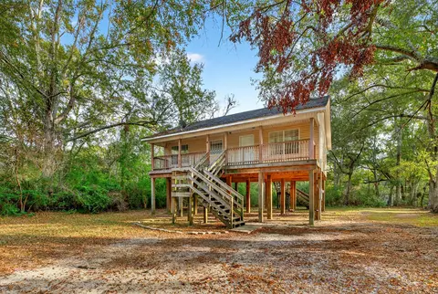 3718 Howze St, Moss Point, MS 39563 photo 6