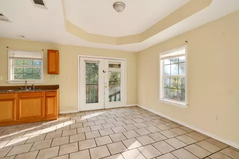 3718 Howze St, Moss Point, MS 39563 photo 10