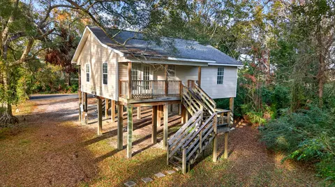 3718 Howze St, Moss Point, MS 39563 photo 24