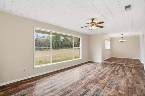 Living - 370 Co Rd 7, Stringer, MS 39481 photo 3 of 4