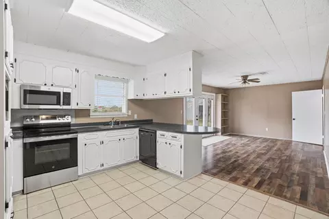 Kitchen - 370 Co Rd 7, Stringer, MS 39481 photo 1 of 2
