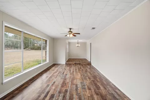 Living - 370 Co Rd 7, Stringer, MS 39481 photo 2 of 4