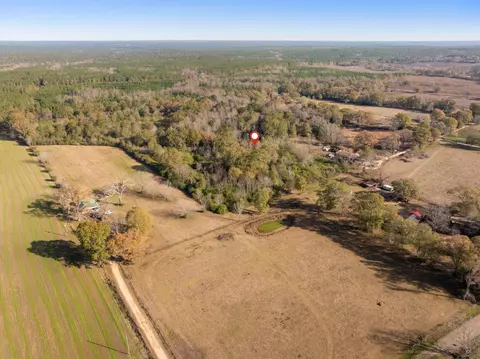 000 E Bond Rd, Wiggins, MS 39577 photo 2