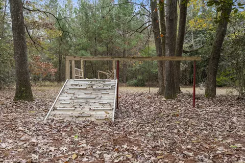 Exterior - 400 Maple Dr, Petal, MS 39465 photo 9 of 14
