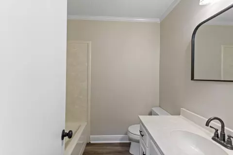 Bath - 400 Maple Dr, Petal, MS 39465 photo 5 of 9