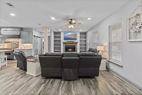 Living - 48 E Sunset Dr, Purvis, MS 39475 photo 1 of 1