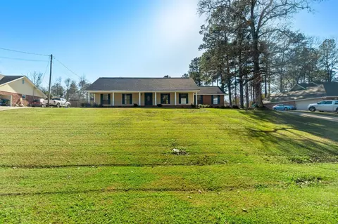 13 Sunny Mdws, Hattiesburg, MS 39402