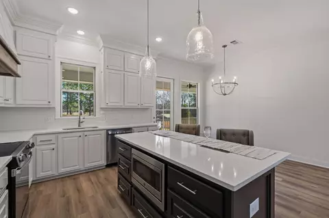 Kitchen - 6 Breland Dr, Sumrall, MS 39482 photo 2 of 5
