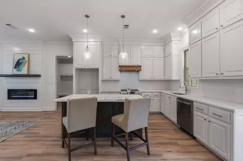 Kitchen - 6 Breland Dr, Sumrall, MS 39482 photo 3 of 5