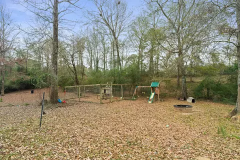 Exterior - 118 Munn Rd, Sumrall, MS 39482 photo 10 of 12