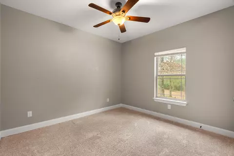 Bedroom - 118 Munn Rd, Sumrall, MS 39482 photo 4 of 5