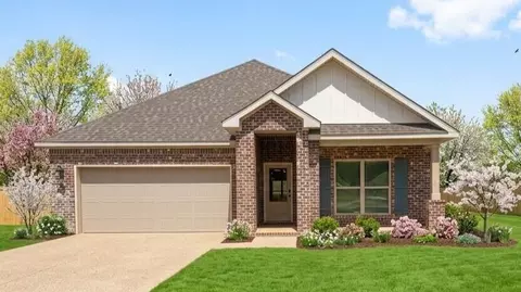 124 Castlewoods Way, Petal, MS 39465