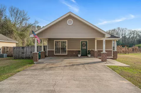222 Cedar St, Petal, MS 39465