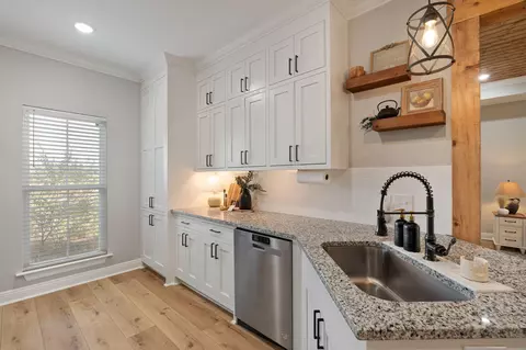 Kitchen - 11 Berwick, Petal, MS 39465 photo 2 of 4