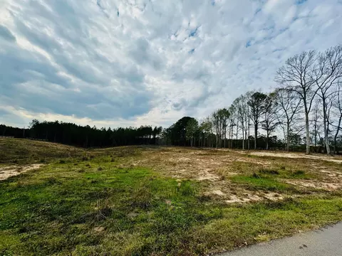 79 Bates Ave, Purvis, MS 39475
