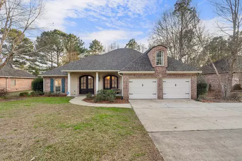 11 W Donnington Ct, Hattiesburg, MS 39402