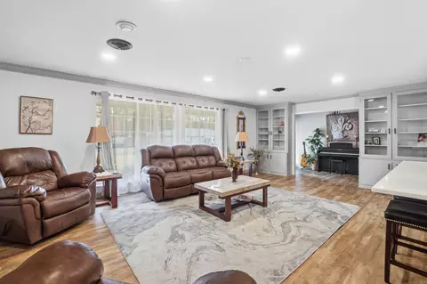 2106 Ridgewood Dr, Columbia, MS 39429
